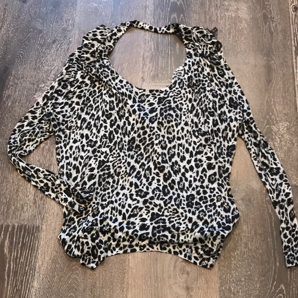 Like New- Express Long Sleeve Top - Picture 3 of 6